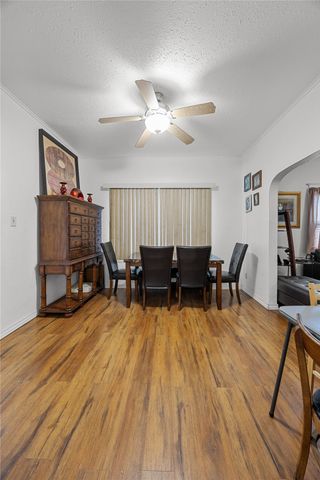 808 Oakland NE, Cedar Rapids, IA 52402