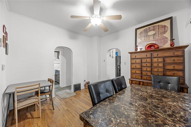 808 Oakland NE, Cedar Rapids, IA 52402