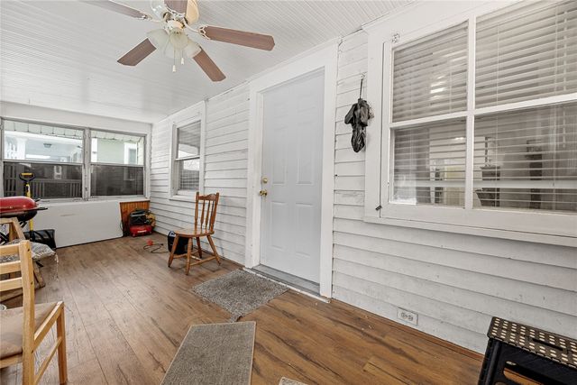 808 Oakland NE, Cedar Rapids, IA 52402