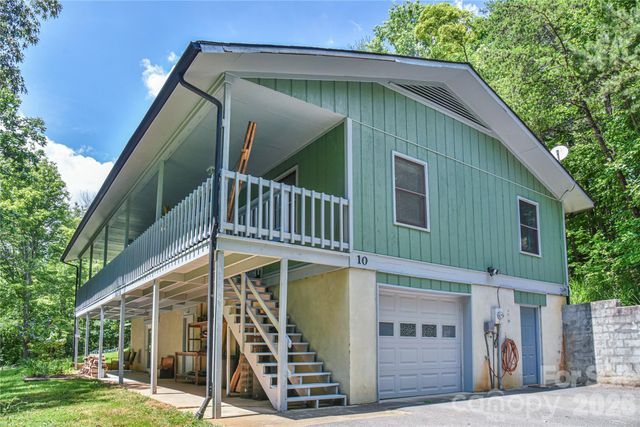 10 Gentry Branch Road, Weaverville, NC 28787