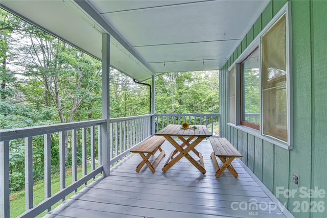 10 Gentry Branch Road, Weaverville, NC 28787