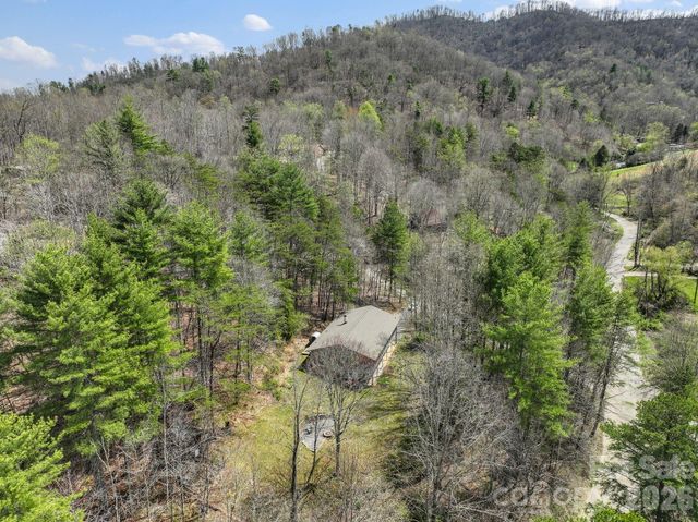10 Gentry Branch Road, Weaverville, NC 28787