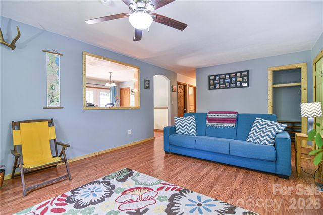 10 Gentry Branch Road, Weaverville, NC 28787