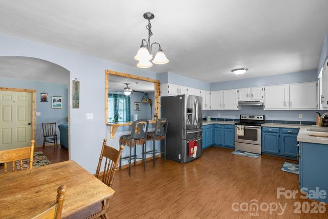 10 Gentry Branch Road, Weaverville, NC 28787
