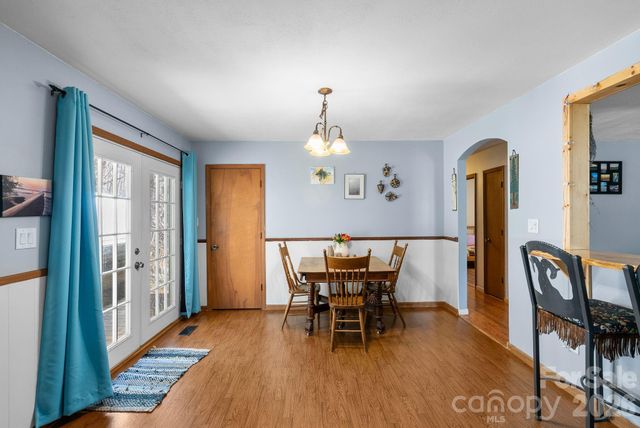 10 Gentry Branch Road, Weaverville, NC 28787