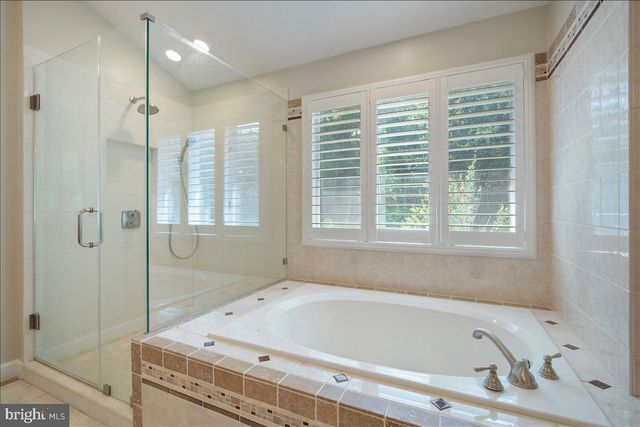 6521 GARDEN GROVE WAY, Gaithersburg, MD 20882