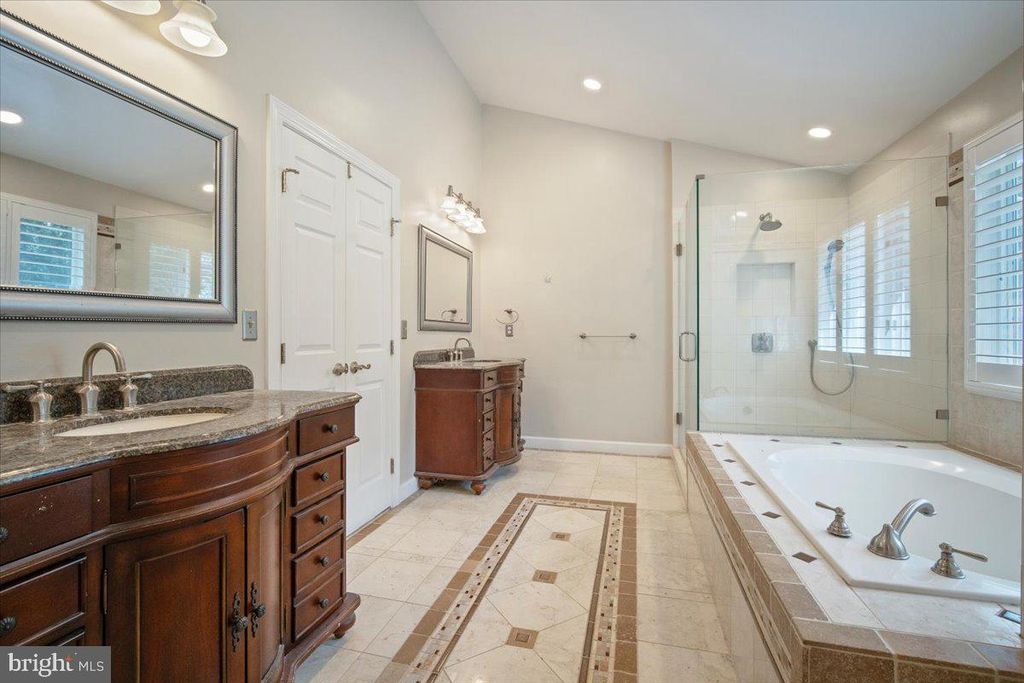 Image 36 of property listing at 6521 GARDEN GROVE WAY, Gaithersburg, MD 20882