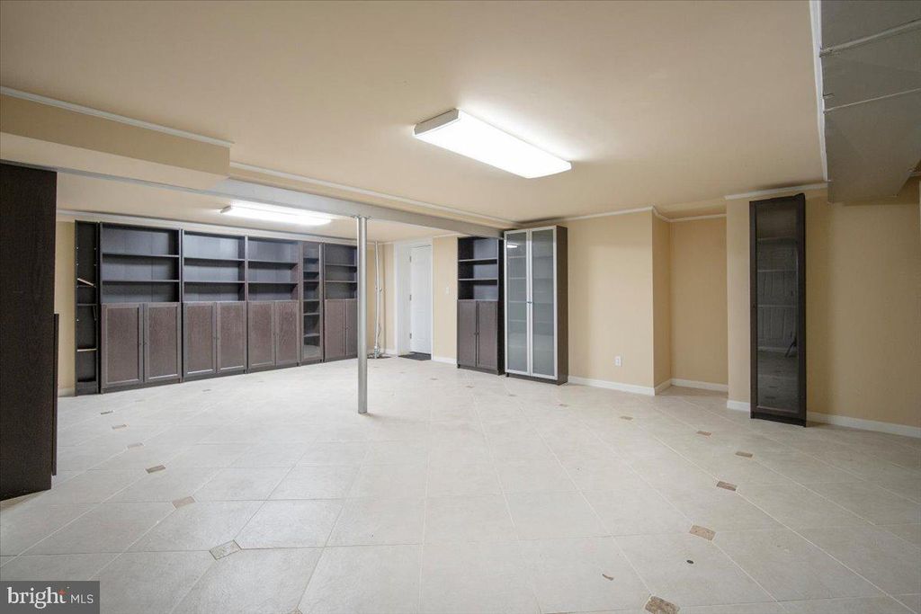 Image 55 of property listing at 6521 GARDEN GROVE WAY, Gaithersburg, MD 20882