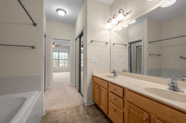 145 Stone Wall Path, Georgetown, KY 40324