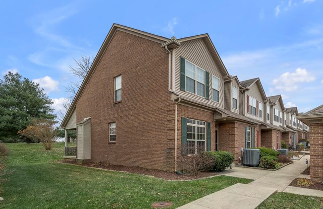 145 Stone Wall Path, Georgetown, KY 40324