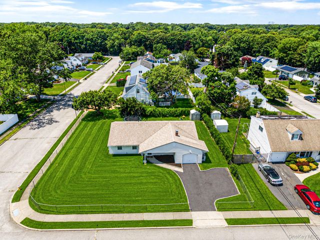 78 Miller Avenue, Port Jefferson Station, NY 11776