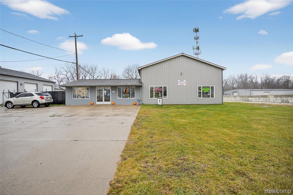 4057 Commerce Drive, Mt. Morris Township, MI 48433