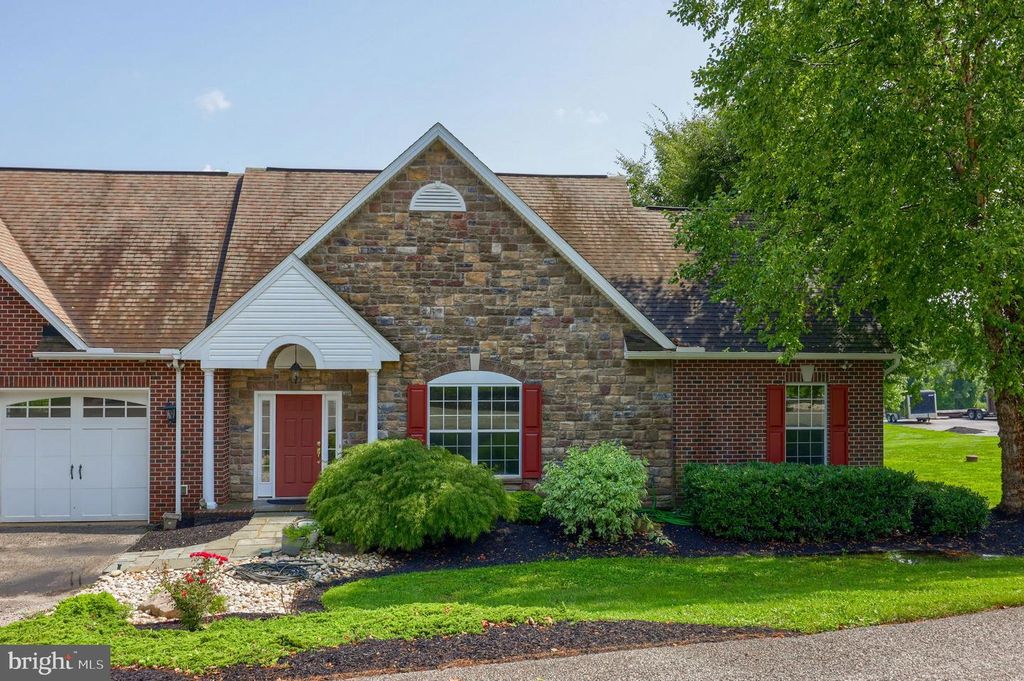 18183 PIEDMONT RD, Stewartstown, PA 17363