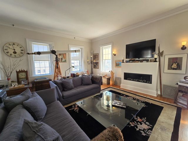 13 Kimball Hill, Putney, VT 05346