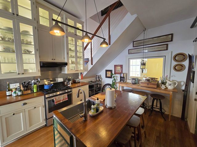 13 Kimball Hill, Putney, VT 05346