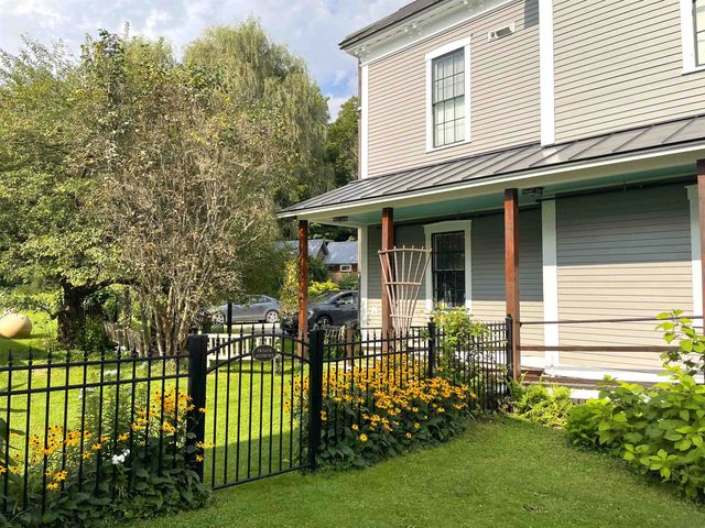13 Kimball Hill, Putney, VT 05346