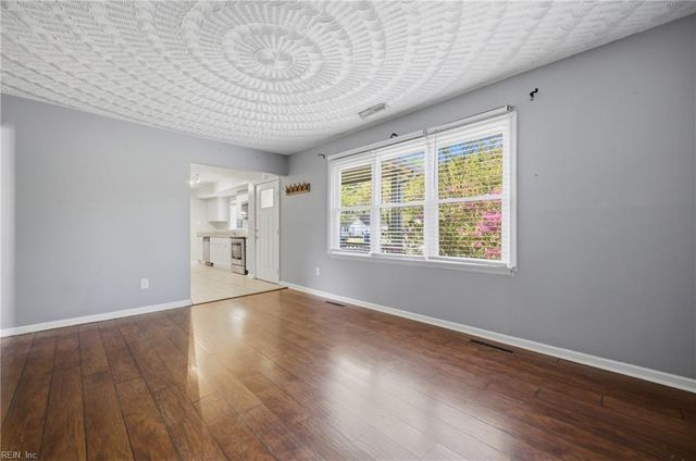 1333 Great Bridge BLVD, Chesapeake, VA 23320