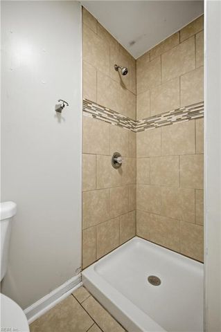 1333 Great Bridge BLVD, Chesapeake, VA 23320