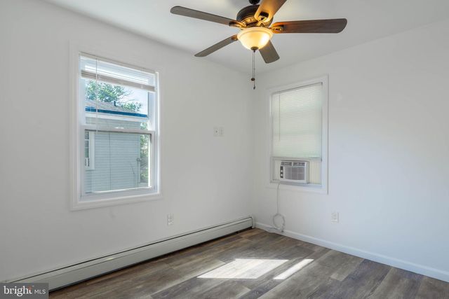 233 PARK LANE, Hamilton, NJ 08609