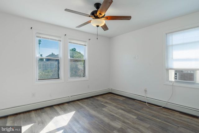 233 PARK LANE, Hamilton, NJ 08609
