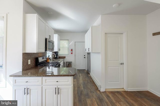 233 PARK LANE, Hamilton, NJ 08609