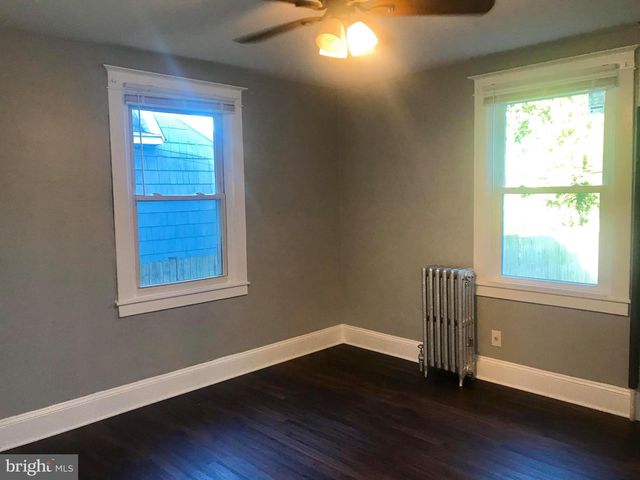 12 LEEWAY, Dundalk, MD 21222