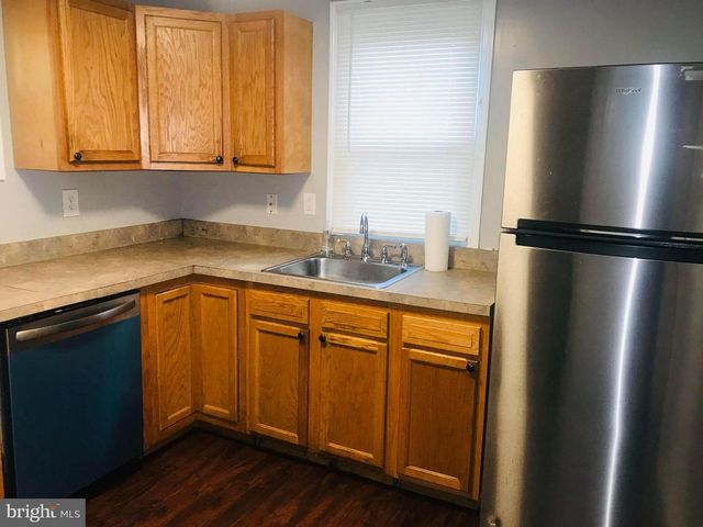 12 LEEWAY, Dundalk, MD 21222