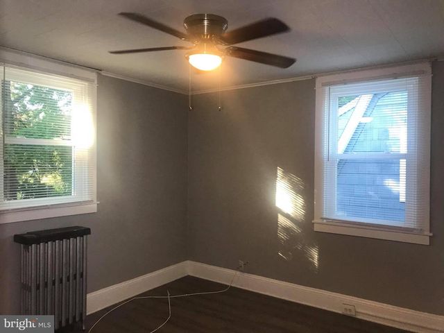 12 LEEWAY, Dundalk, MD 21222