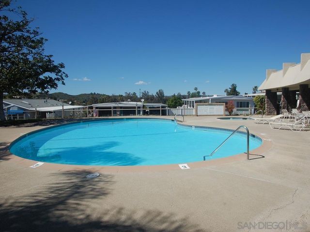 13300 E Los Coches Rd 68, El Cajon, CA 92021