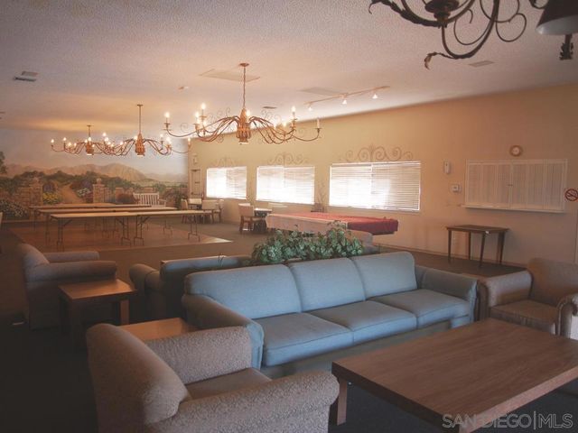 13300 E Los Coches Rd 68, El Cajon, CA 92021