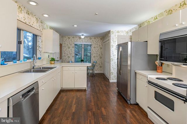 26 CONSTITUTION HILL W, Princeton, NJ 08540