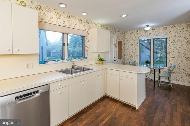 26 CONSTITUTION HILL W, Princeton, NJ 08540