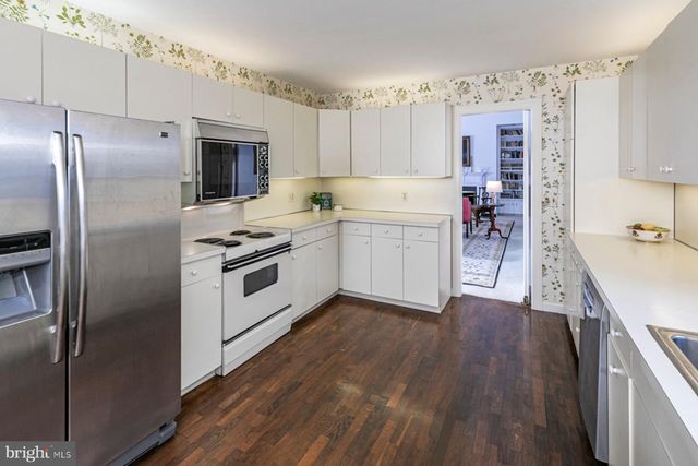 26 CONSTITUTION HILL W, Princeton, NJ 08540