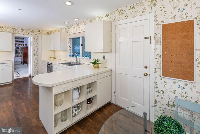 26 CONSTITUTION HILL W, Princeton, NJ 08540