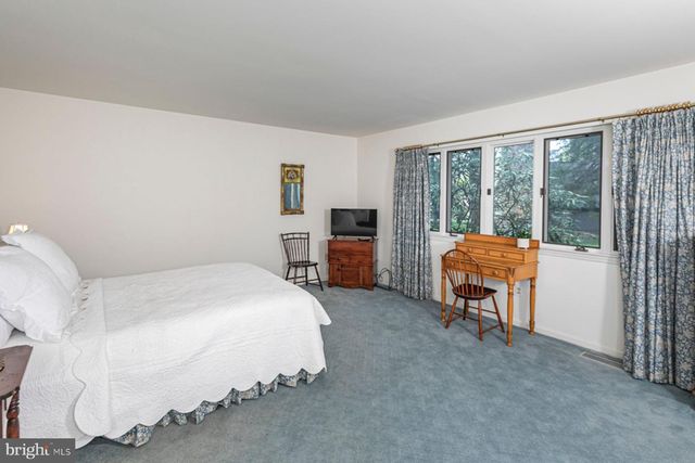 26 CONSTITUTION HILL W, Princeton, NJ 08540