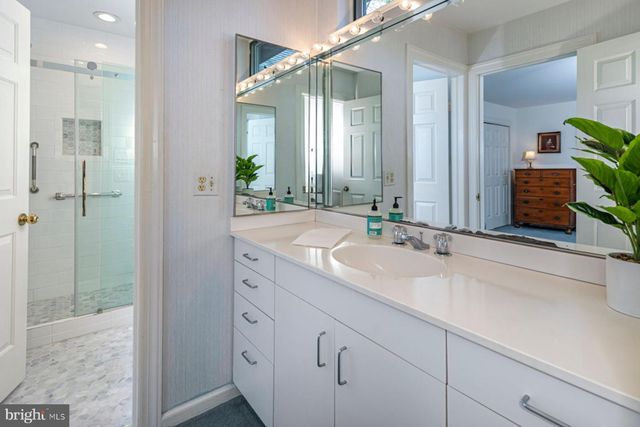 26 CONSTITUTION HILL W, Princeton, NJ 08540