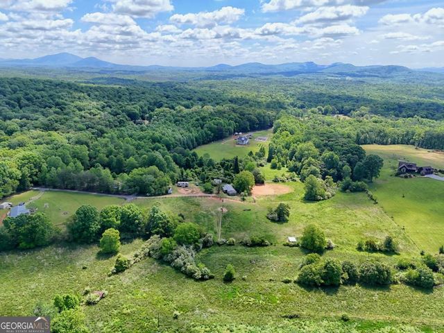 215 Dovie Ray Road, Dahlonega, GA 30533