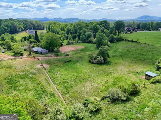 215 Dovie Ray Road, Dahlonega, GA 30533