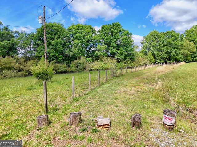 215 Dovie Ray Road, Dahlonega, GA 30533