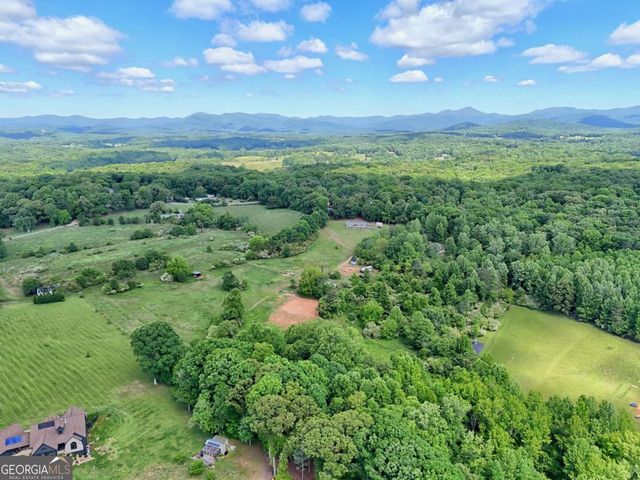 215 Dovie Ray Road, Dahlonega, GA 30533