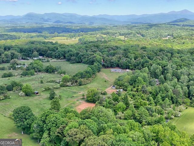 215 Dovie Ray Road, Dahlonega, GA 30533