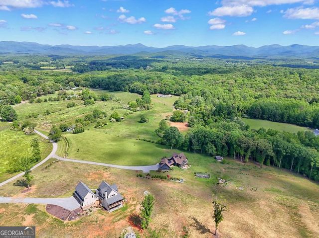 215 Dovie Ray Road, Dahlonega, GA 30533