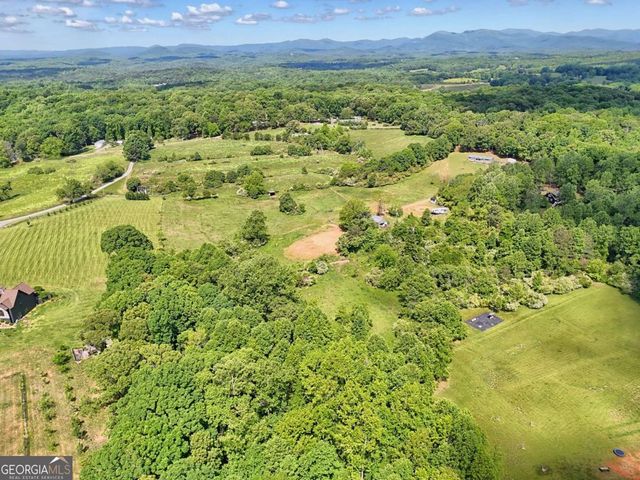 215 Dovie Ray Road, Dahlonega, GA 30533