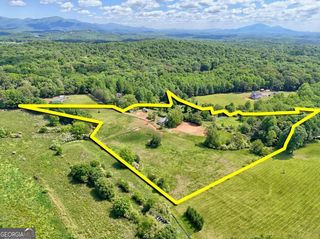 215 Dovie Ray Road, Dahlonega, GA 30533