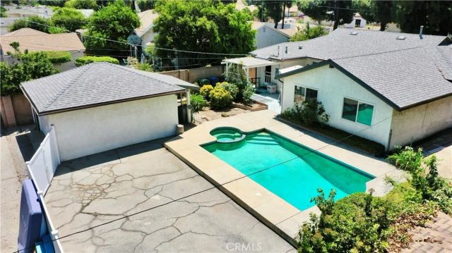 16029 Chatsworth, Granada Hills, CA 91344