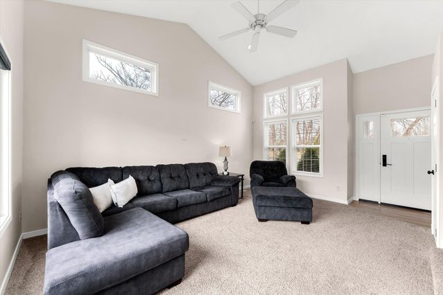 8522 Pebble Drive Ne, Courtland Twp, MI 49341