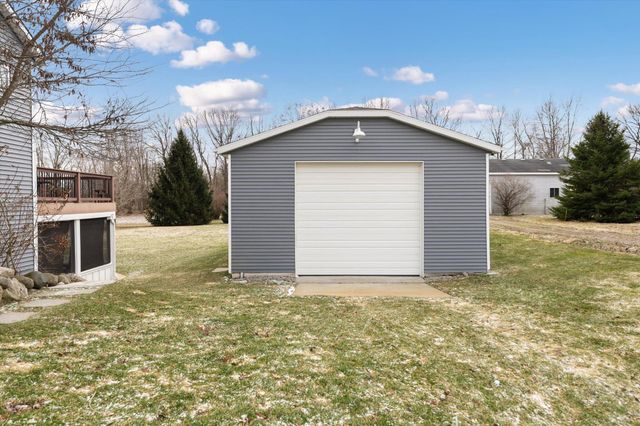 8522 Pebble Drive Ne, Courtland Twp, MI 49341