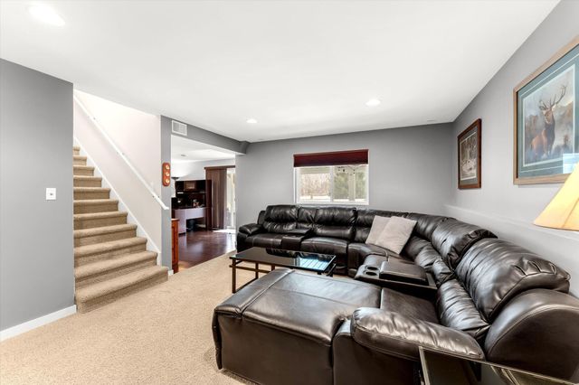 8522 Pebble Drive Ne, Courtland Twp, MI 49341