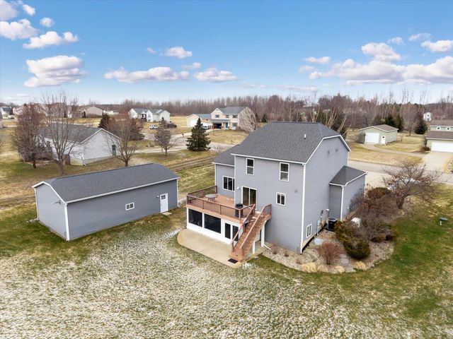 8522 Pebble Drive Ne, Courtland Twp, MI 49341