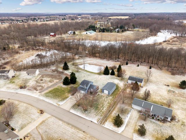 8522 Pebble Drive Ne, Courtland Twp, MI 49341